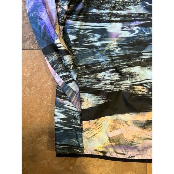 Torrid Happy Camper Jacket Wind Breaker Multicolor Zip Close 3X (22-24) NWT C2 - Picture 4 of 7